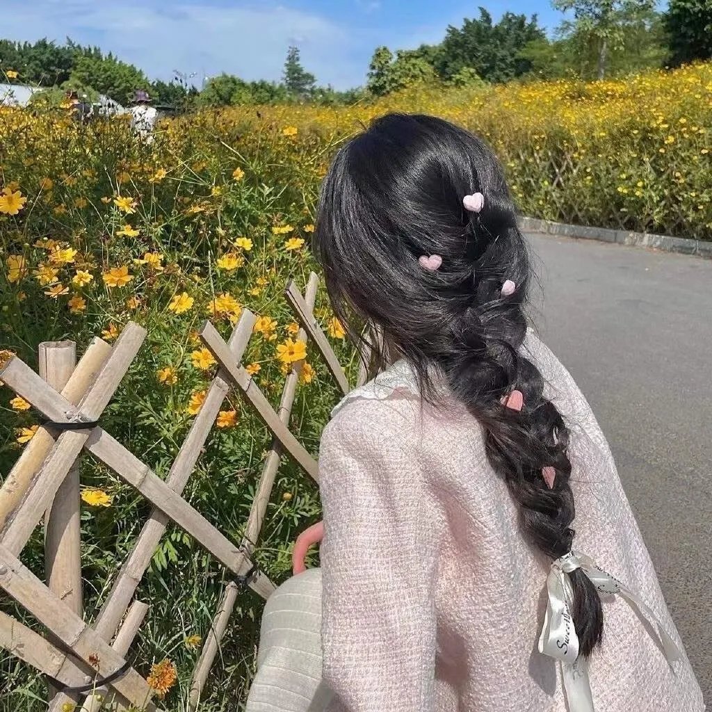 葛洛莉亚·贝尔
